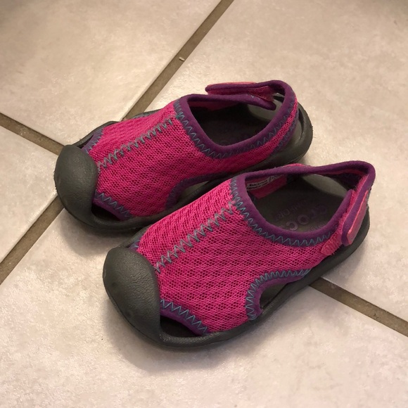 crocs water shoes for toddlers